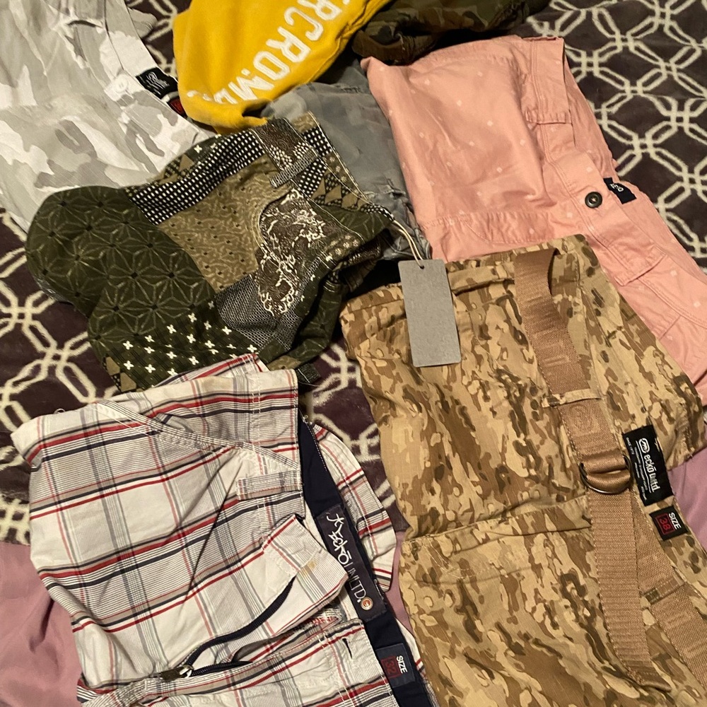 lot of men’s shorts.. all new or barely worn